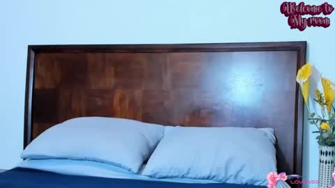 Christine -  online show from 02.11.25