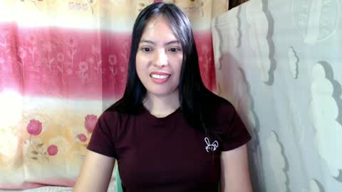 Snapshot of christine_scott chatting on 12.12.24 christine_scott online show from 12.12.24