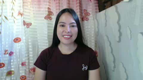 Snapshot of christine_scott chatting on 01.07.25 christine_scott online show from 01.07.25