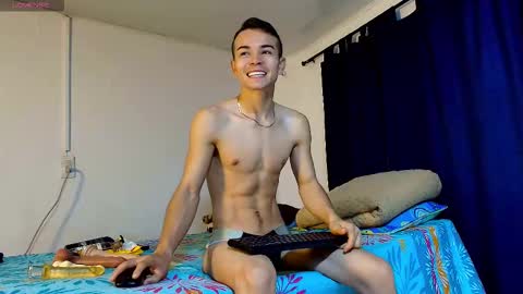 CHRISTOPHER online show from 03.18.26