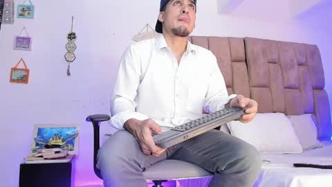 christopher online show from 05.30.26