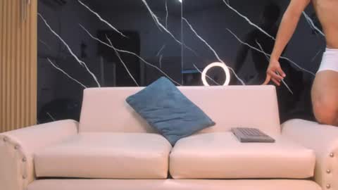 christopherivera online show from 08.08.26