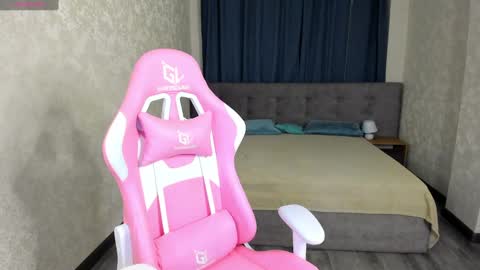 hristy3 online show from 02.10.25