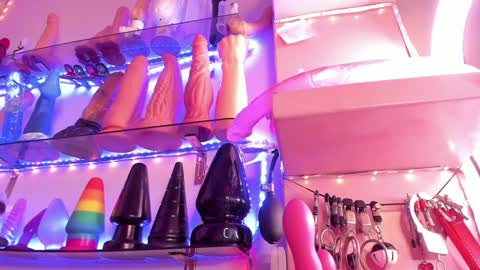 christy online show from 12.14.24