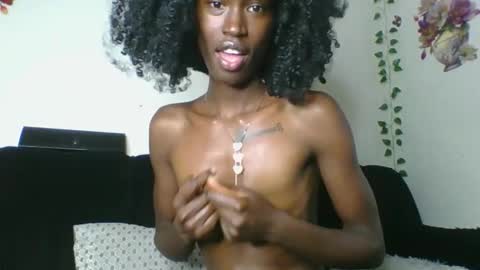 Snapshot of chroe22 chatting on 01.13.26 chroe22 online show from 01.13.26