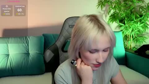 EvaBlonde TayaBrunette EliieBlack hair online show from 02.24.26