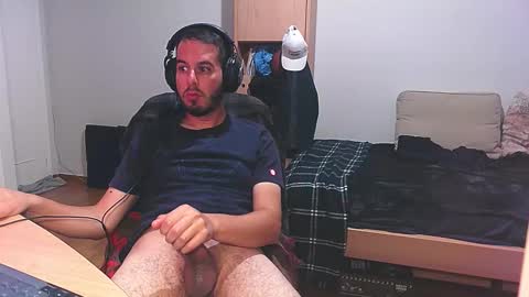 Chromefox123 online show from 12.13.25