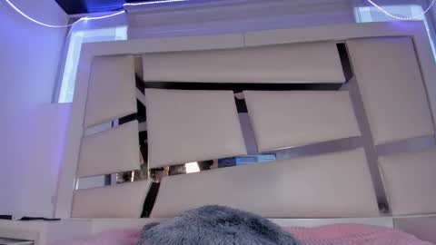 instagram chrystaljade.1 online show from 02.20.26