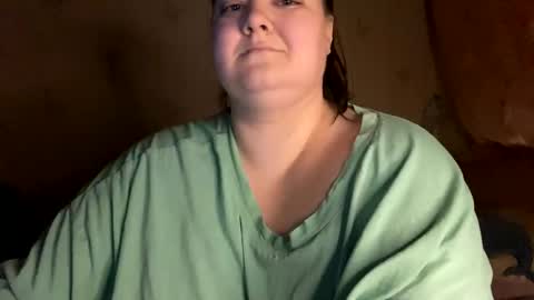 Snapshot of chubby__katie_ chatting on 02.18.25 Kat online show from 02.18.25