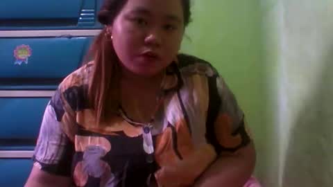 Snapshot of chubbybigtits_01 chatting on 10.18.25 chubbybigtits_01 online show from 10.18.25