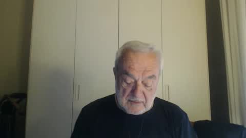 Snapshot of ciaoamoremio4 chatting on 11.01.25 ciaoamoremio4 online show from 11.01.25