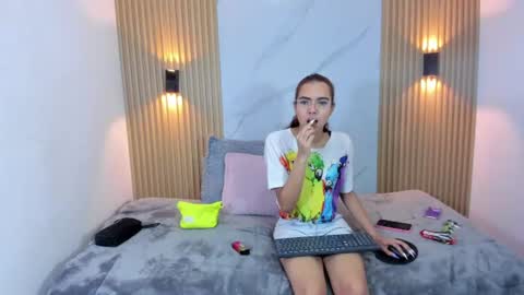 Snapshot of ciara_bunny_ chatting on 06.10.26 ciara_bunny_ online show from 06.10.26