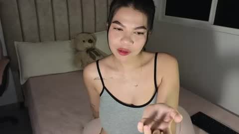 Mia online show from 06.15.26
