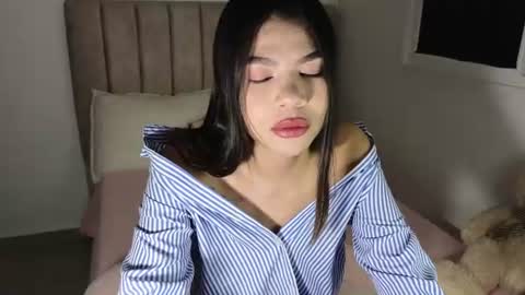 Mia online show from 07.09.26