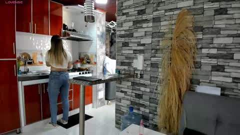 Snapshot of ciindy_lovee chatting on 11.11.25 Ciindy Lovers online show from 11.11.25