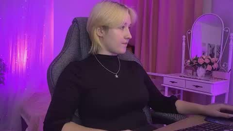 Cin Bellamy online show from 11.02.25