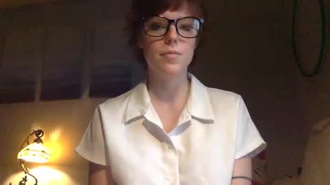 Snapshot of cindy_loo_hoops chatting on 03.31.26 sisypheanlove online show from 03.31.26