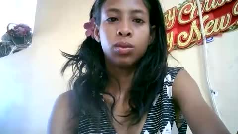 Snapshot of cindyx69 chatting on 12.23.24 cindyx69 online show from 12.23.24