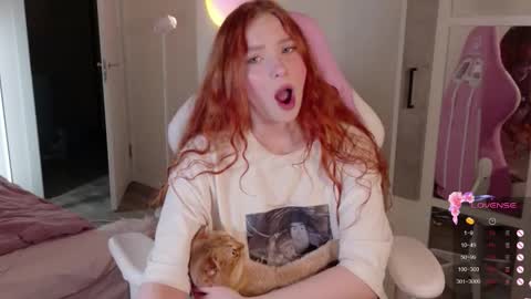 Maddy online show from 11.25.25