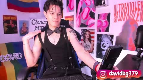 David     Independent Model online show from 03.04.25