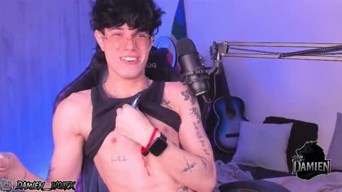 Snapshot of cinnamon_boyxxx chatting on 09.20.25 David     Independent Model online show from 09.20.25