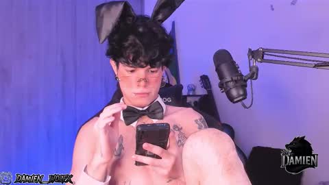 Snapshot of cinnamon_boyxxx chatting on 09.24.25 David     Independent Model online show from 09.24.25