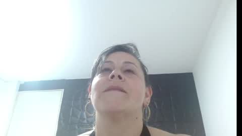 Snapshot of cinthia1609 chatting on 12.27.24 cinthia1609 online show from 12.27.24