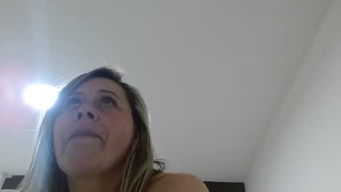 Snapshot of cinthia1609 chatting on 02.04.25 cinthia1609 online show from 02.04.25