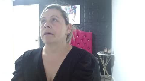 Snapshot of cinthia1609 chatting on 02.08.25 cinthia1609 online show from 02.08.25