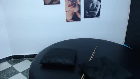 Cinthya online show from 11.28.25