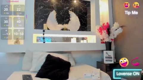 Cinthya  online show from 10.03.25