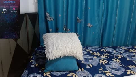 Snapshot of cintialorens1 chatting on 01.21.25 joha natural hairy pussydont forget thumbs up online show from 01.21.25