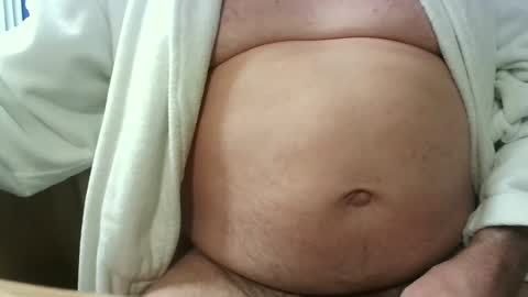 Snapshot of circus_bear chatting on 01.31.25 Circus Bear online show from 01.31.25