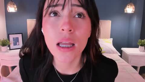 Anna online show from 02.10.26