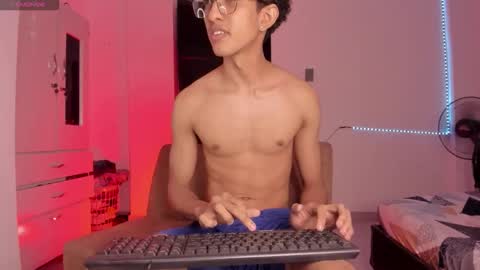 cj_davis1 online show from 01.19.26