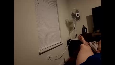 Snapshot of cjloves269u chatting on 10.16.25 cjloves269u online show from 10.16.25