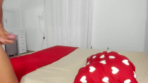 Claimom online show from 10.23.25