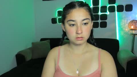 Snapshot of claiok chatting on 12.24.24 claiok online show from 12.24.24