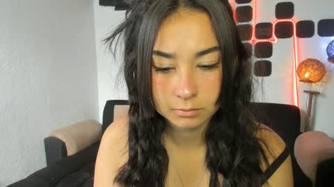 Snapshot of claiok chatting on 01.04.25 claiok online show from 01.04.25