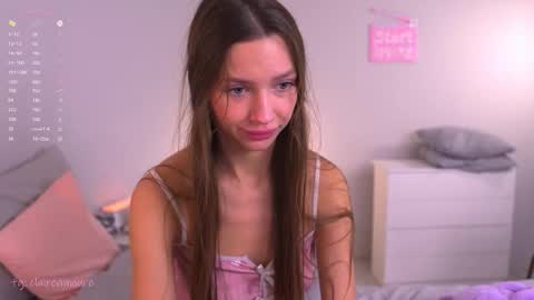 Claire online show from 03.27.26