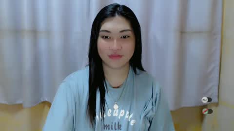Snapshot of clairewntr_ chatting on 12.23.24 CLAIRE online show from 12.23.24