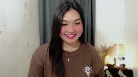 CLAIRE online show from 09.17.25