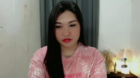 CLAIRE online show from 10.17.25