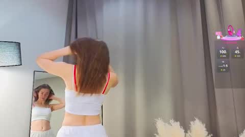 Snapshot of clairwittenmyer chatting on 09.21.25 Im Amy online show from 09.21.25