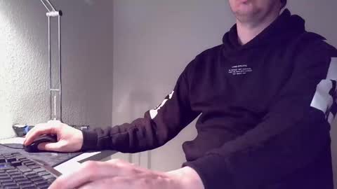 clamshive7 online show from 03.22.26