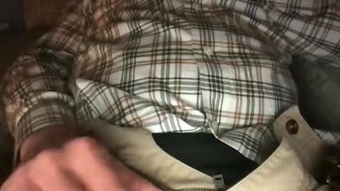 Snapshot of clamwatcher01 chatting on 02.04.25 clamwatcher01 online show from 02.04.25