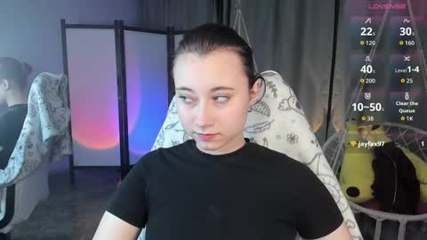 clarabenson online show from 09.30.25