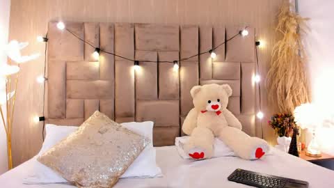 Clara del mar online show from 04.15.26