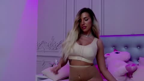 ClaraHazel online show from 03.07.25