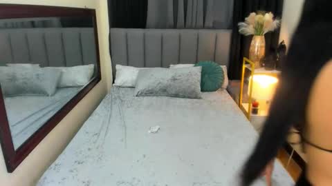 clarahedy online show from 01.08.26